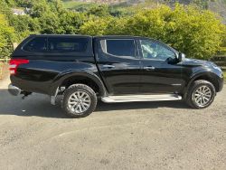 MITSUBISHI L200 WARRIOR 2017 DOUBLE CAB PICKUP TRUCK AUTOMATIC GEARBOX