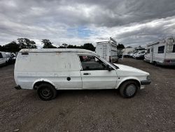 RARE FIND: 1989 ROVER MAESTRO PANEL VAN - COLLECTIBLE GEM WITH AUTHENTIC CHARACTER