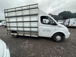 68 / 18 PLATE LDV V80 LWB DIESEL 2.5 HIGH ROOF VAN - A RELIABLE WORKHORSE FOR YOUR BUSINESS NEEDS