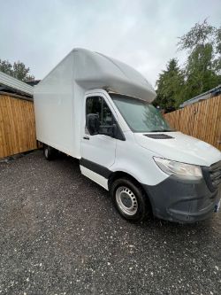 MERCEDES 2019 BOX VAN LUTON