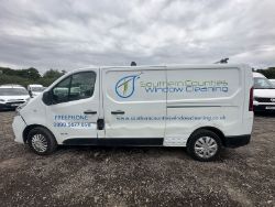 EFFICIENCY ON THE ROAD: 65 PLATE RENAULT TRAFIC LWB - ELEVATE YOUR DRIVE WITH PRECISION