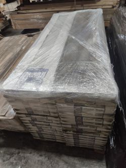 OVERSIZED PALLET CONTAINING 30 X NEW RADIATORS - 400H X 1800L