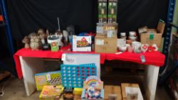 NEW SUMMER GARDEN LOT, OUTDOOR GAMES,LIGHTS, + MUCH MORE!! RRP £1000