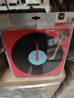 PALLET CONTAINING 144 X VINYL PLAYER WALL CLOCKS