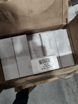 PALLET CONTAINING APPROX 800 X ALLEN KEYS 1.5 AND AROUND 100 PHONE SOCKETS