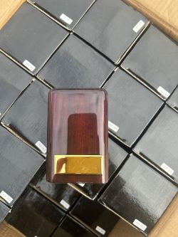 20 X WOOD EFFECT PEN HOLDERS WITH NAME PLATE