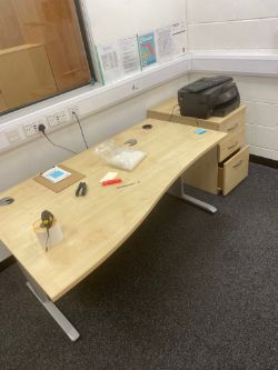 WOODEN DESK AND SEPERATE DRAWER SET