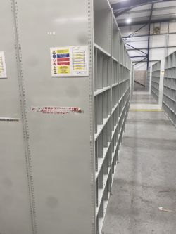 16 BAYS X ADJUSTABLE WAREHOUSE SHELVING - (CAN BE DISMANTLED)