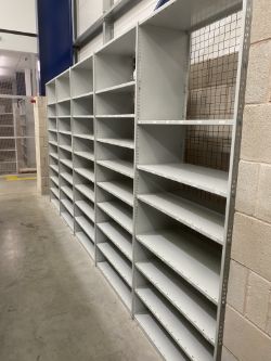 5 BAYS X ADJUSTABLE WAREHOUSE SHELVING - (CAN BE DISMANTLED)