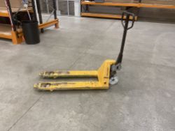 EURO PUMP PALLET TRUCK