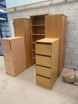 JOBLOT OF 5 CABINETS AND DRAWERS