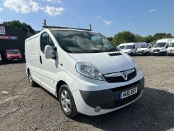 2011 VAUXHALL VIVARO - REQUIRES ATTENTION - SEE DESCRIPTION