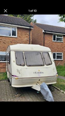 CHEAP DRY CARAVAN FOR SALE