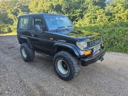 STUNNING VEHICLE - 1990 TOYOTA LAND CRUISER 70 SERIES SWB 5 SPEED MANUAL. (NO VAT ON HAMMER)