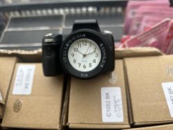 10 X ORNAMENTAL CAMARA CLOCKS