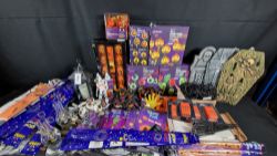 PREMIER BRANDED STOCK - HALLOWEEN LIGHTS & DECORATIONS