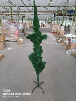 BOX 157 - 1 6FT XMAS TREE