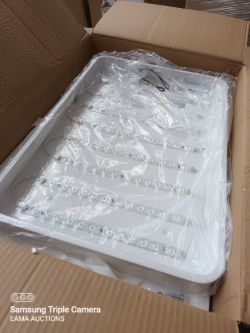 BOX 25 CONTAINING 1 LED PANEL LIGHT