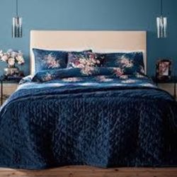 1 PALLET OF TESCO RETURNS - PICKED AT RANDOM