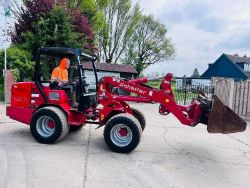 SCHAFFER 5050-Z 4WD LOADING SHOVEL C/W THREE IN ONE BUCKET