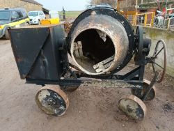 LISTER DIESEL ENGINE CEMENT MIXER SITE CONCRETE SPARES REPAIR ENGINE DOESNT FIRE