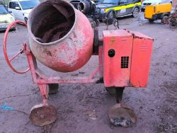 BELLE DIESEL ENGINE CEMENT MIXER SITE CONCRETE SPARES REPAIR ENGINE DOESNT FIRE