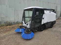 2014 JOHNSTON CX201 PRECINCT ROAD SWEEPER AIR CON £6295 + VAT