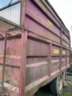 MARSHALL 11 TON SILAGE TRAILER 2003 YEAR OF PRODUCTION