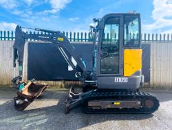 VOLVO ECR25D EXCAVATOR