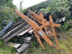 CASE 580K DIGGER / BACKHOE 4 WHEEL DRIVE FRONT LIFTING ARMS