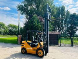 UNUSED APACHE HH30Z DIESEL FORKLIFT *YEAR 2023, ONLY 2 HOURS* C/W PALLET TINES