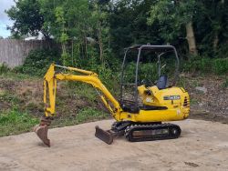 KOMATSU PC15 MINI DIGGER 1.5 TON, 2004, 3 TON - SKU 1461