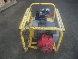 POWERTEAM PETROL / HYDRAULIC PUMP RAM CYLINDER JACK 700BAR 10000PSI