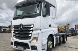 MERCEDES ACTROS 2545 3 AXLE TRACTOR UNIT