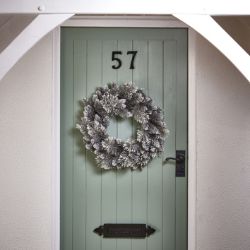 PREMIER DECORATIONS CHRISTMAS 50CM SILVER TIPPED FIR GLITTER WREATH DOOR WREATH