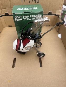 APPROX 30 X GOLF BAG PEN HOLDERS WITH CLOCK
