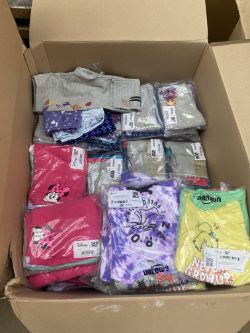 X67 PACKS OF DISNEY AND STAR WARS CHILDRENS CLOTHING - INCLUDES MULTIPACKS