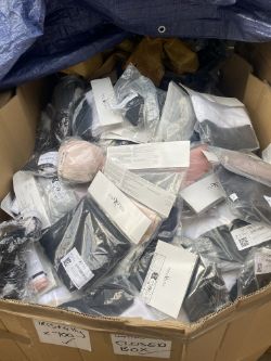 PALLET OF X700 ITEMS OF IRIS & LILLY WOMENS NIGHTWEAR LOUNGEWEAR AND UNDERWEAR