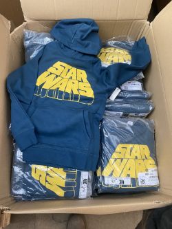 X55 STAR WARS CHILDRENS HOODIES BRAND NEW