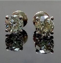 1.50CT DIAMOND EARING /WHITE GOLD/SCREW BACK IN GIFT BOX WITH VALUATION CERTIFICATE OF £4995
