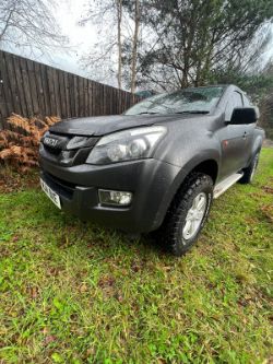 **(ONLY 77K MILES)** ISUZU D-MAX KING CAB FROM NEW FULL V5