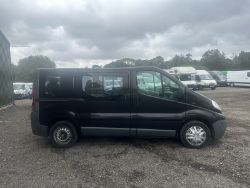 YOUR NEXT MINIBUS: 2009 VAUXHALL VIVARO CREW CAB 110K MILES - MOT JAN 2024 - NO VAT ON HAMMER