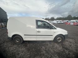 2010 VOLKSWAGEN CADDY C20: RELIABLE WHITE PANEL VAN - NO VAT ON THE HAMMER