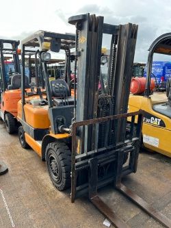 SAMUK H25L GAS C/BALANCE FORKLIFT