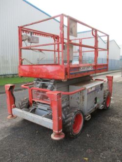LIFT LEGACY: SKYJACK'S 3655KG 2011 EDITION SOARS HIGH
