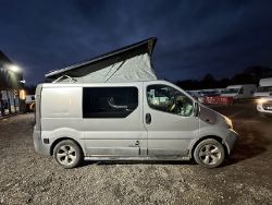 TOP SOLAR-PANEL : VAUXHALL VIVARO CAMPER - MOT: 27TH JULY 2024 - NO VAT ON HAMMER