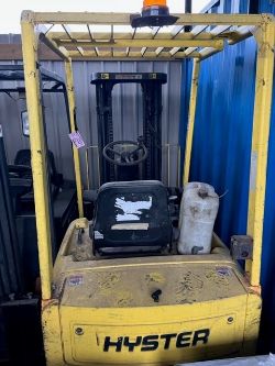HYSTER J1.60XMT C/BALANCE FORKLIFT SIDE SHIFT CAPACITY: 1600KG HOURS: 9849