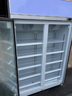 COMBISTEEL DOUBLE GLASS DOOR DISPLAY FREEZER INS-1000F - 7455.2420