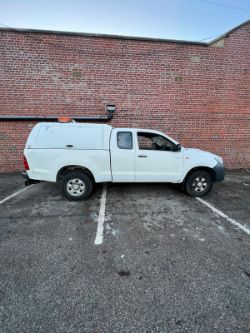 TOYOTA HILUX KING CAB