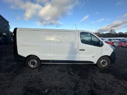 **(ONLY 75K MILEAGE)** PRACTICAL LWB VAN: 2015 VAUXHALL VIVARO TRAFIC NO VAT ON HAMMER